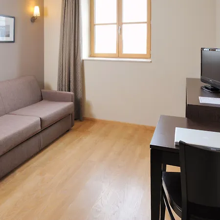 Residhome Grenoble Caserne De Bonne-3